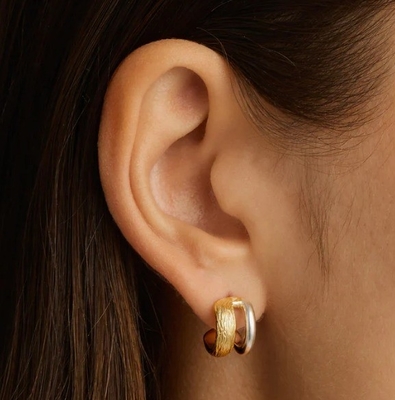 18K Gold und Weißgold Schild Hoops Ohrringe für Frauen