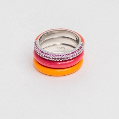 Eleganter 925er Sterlingsilberring, halb Zirkon, halb Emaille, 18 Karat Gelbgold