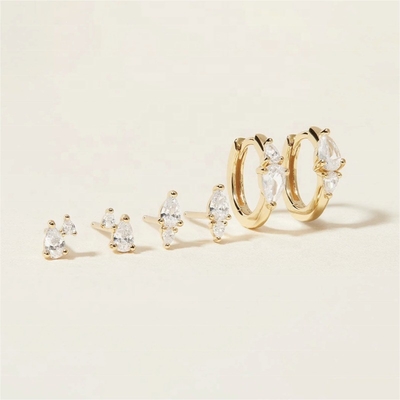 Trendy 18K Gold Plattiert Weiß Kubik Zirkon 925 Sterling Silber Stud &amp; Huggies Set Ohrringe