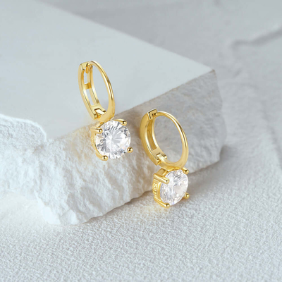 925 Sterling Silber Eingang 18K Gold Plattiert Solitaire Weiß Kubik Zirkon Huggies Ohrringe