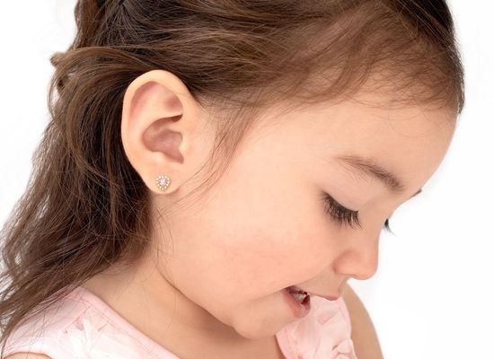 925er Sterlingsilber herzförmige rosa & weiße CZ-Ohrstecker mit Pavé-Fassung für feinen Kinderschmuck