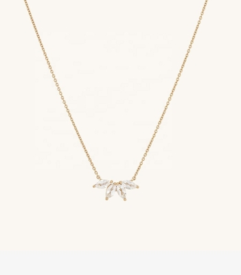 925 Silber 14K Plattierte Halskette 18" Marquise Topaz Anhänger Und Weiße CZ Diamanten