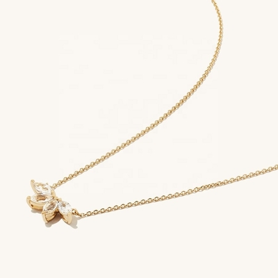 925 Silber 14K Plattierte Halskette 18" Marquise Topaz Anhänger Und Weiße CZ Diamanten