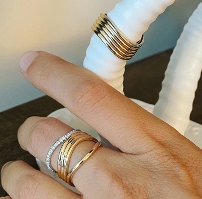 Elegante 18K-Goldplattierte Hochzeitsringe aus Edelstahl für Mädchen