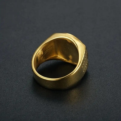 Krone 18K Goldplattiert Ring Quadrat Unisex Hand Weiß Kristall Paar Ring