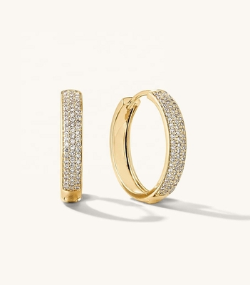 18K Goldplattierte Mikron Pave Huggies 925 Sterling Silber Frauen Ohrringe