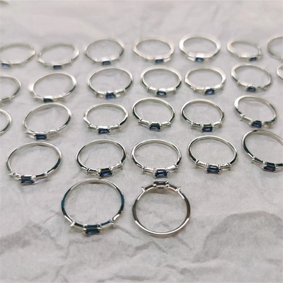Feine Schmuckstücke Drei Steine Diamantringe für Frauen in 14K 18K Goldplattiert