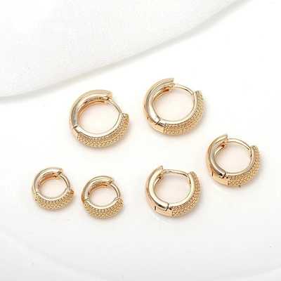 Eco-Friendly 18K Goldplattiert Multi Small Dot Beads Hoop Ohrringe für Frauen Mädchen 2021