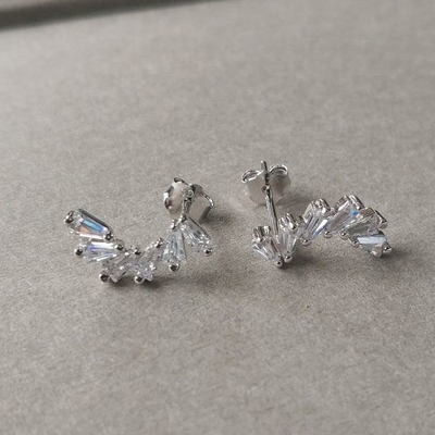 Zirkonie-Ohrstöpsel für Frauen Vermeil Schmuck Eisaugenringe