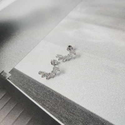 Zirkonie-Ohrstöpsel für Frauen Vermeil Schmuck Eisaugenringe