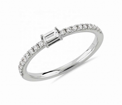 Feine Schmuckstücke 925 Sterling Silberring mit grünen oder weißen Steinen und 18K Goldplattierung