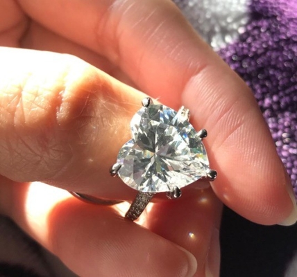 Micro Insert Inlay Technologie Herz geschnitten CZ Stein 925 Sterling Silber Verlobungsringe