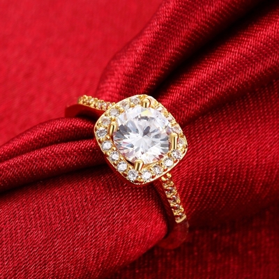 Diamant 18K Goldplattierte Ringe Größe 5 - Größe 10 Frauen Verlobungsring
