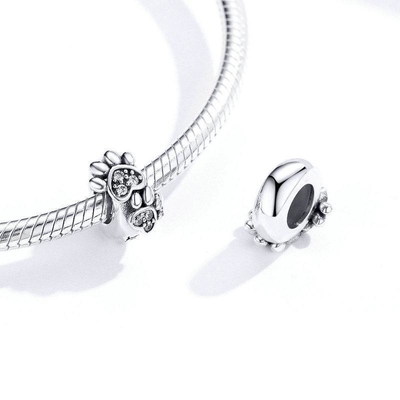 Weißkuben Zirkon Fußabdrücke Form Perlen Charme für Frauen 925 Sterling Silber Armband Charme