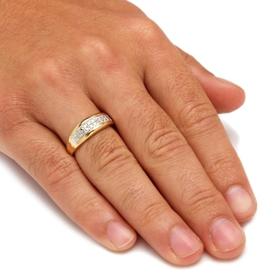 Silber / Messing Männer Prong Set Diamant Hochzeitsring In 18k Gold Plattiert Mit Pave Diamanten