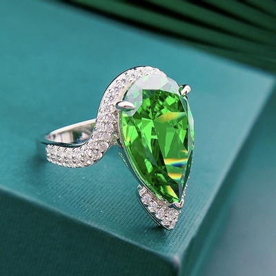Luxus Smaragd CZ Diamantringe Real 925 Sterling Silber Handgemachter Schmuck für Frauen