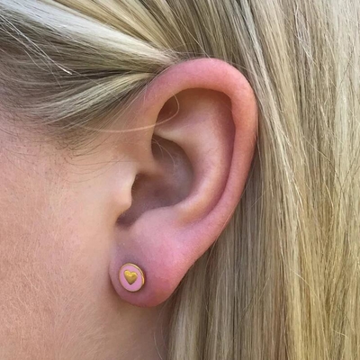 925 Sterling Silber 8mm Herzstück Ohrringe mit rosa Emaille