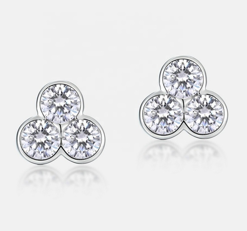 S925 Silber-Drei-Stein-Stud-Ohrringe mit Rhodiumbeschichtung für Frauen und Mädchen Schmuck
