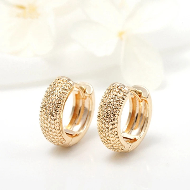 Eco-Friendly 18K Goldplattiert Multi Small Dot Beads Hoop Ohrringe für Frauen Mädchen 2021