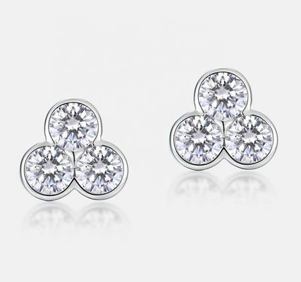 S925 Silber-Drei-Stein-Stud-Ohrringe mit Rhodiumbeschichtung für Frauen und Mädchen Schmuck