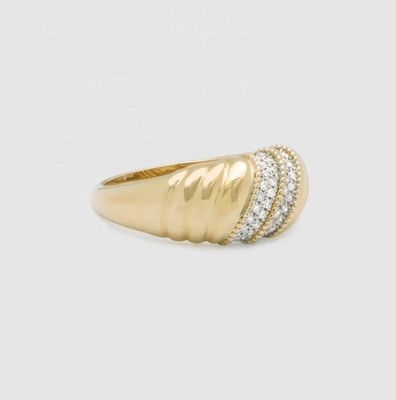 Platinplattierung Runde Brillantes Schnitt Diamantkuppelring für Frauen Feinschmuck OEM / ODM