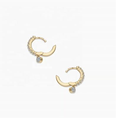 Trendige, 14K vergoldete Zirkon-Tropfen-Pavé-Creolen mit 9,5 mm Profildurchmesser und 12 mm Gesamtlänge