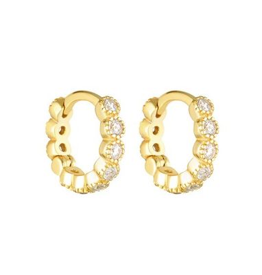 18K Gold beschichtet Baby Smaragd CZ Huggie Ohrringe für Mädchen Alltagsschmuck