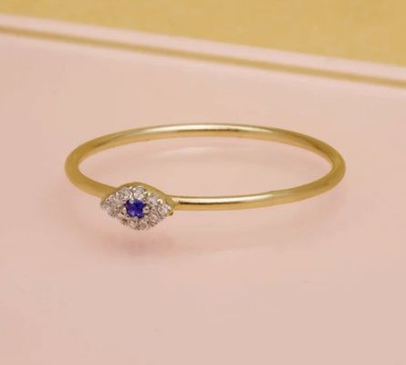 Classic Style Mini Pave Ring mit Diamant Auge und Blau Saphir in 925 Sterling Silber
