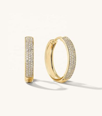 18K Goldplattierte Mikron Pave Huggies 925 Sterling Silber Frauen Ohrringe