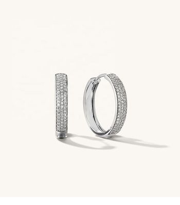 18K Goldplattierte Mikron Pave Huggies 925 Sterling Silber Frauen Ohrringe