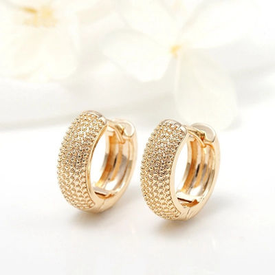 Eco-Friendly 18K Goldplattiert Multi Small Dot Beads Hoop Ohrringe für Frauen Mädchen 2021