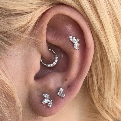 Plattierte Gold Rhodium Stud Ohrringe Weiß CZ für Frauen Alltagsbekleidung
