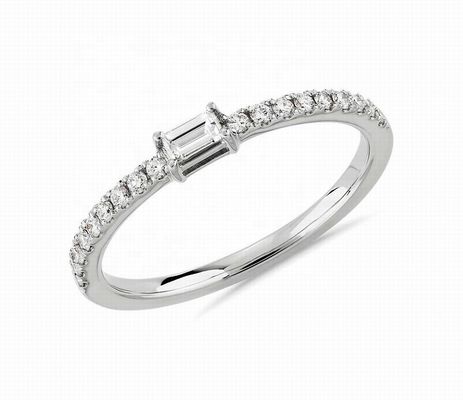 Feine Schmuckstücke 925 Sterling Silberring mit grünen oder weißen Steinen und 18K Goldplattierung